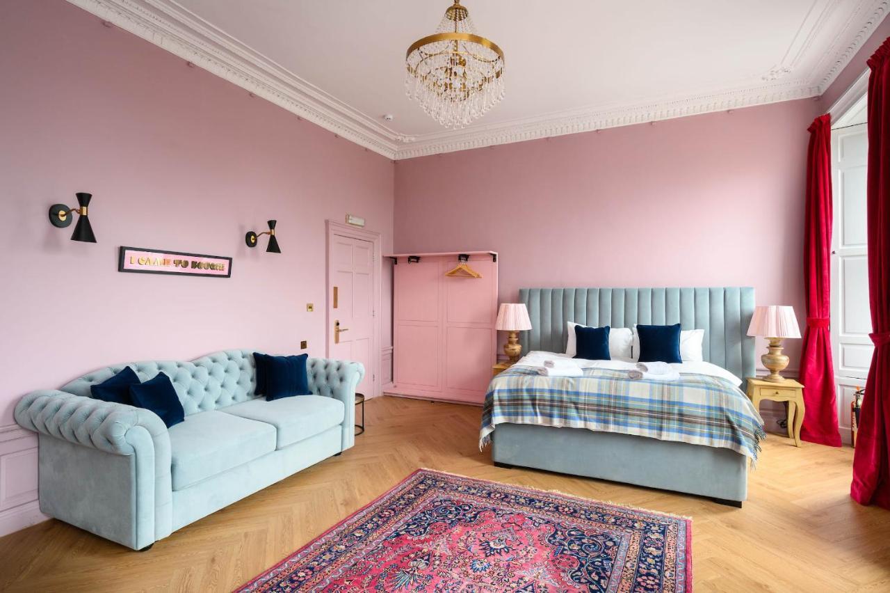Spacious City Centre Family Room 에든버러 외부 사진